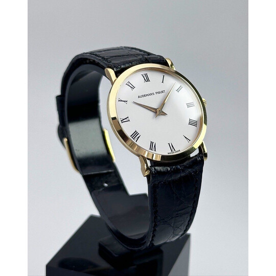 31mm • 1989 Audemars Piguet 18K Gold Calatrava Ultra-Thin Cal.2080 Manual Winding AP